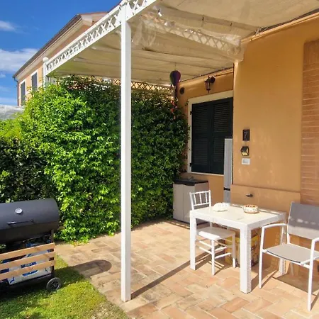 Hébergement de vacances La Spiga N 7, Porto Recanati Con Piscina In