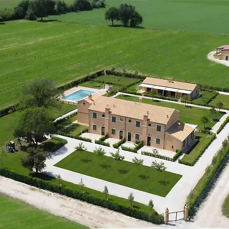 Prázdninový dům La Spiga N 7, Porto Recanati Con Piscina In *