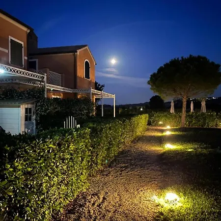 La Spiga N 7, Porto Recanati Con Piscina In Montarice